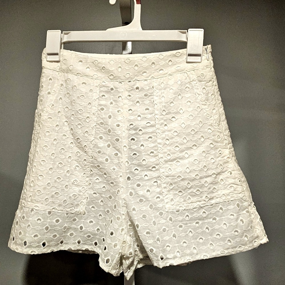 NWT Lulus Eyelet Shorts XS White Lined Cotton Wide Waistband Side Zip Pockets
